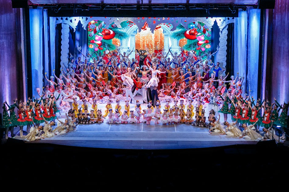 Academia Márcia Angeli celebra 43 anos em março: uma história de excelência na dança